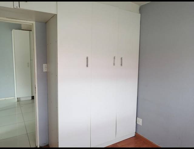 2 bed property for sale in RIDGEWAY